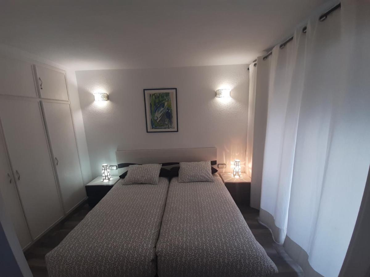 Apartamento En El Centro De ซาลอว์ ภายนอก รูปภาพ