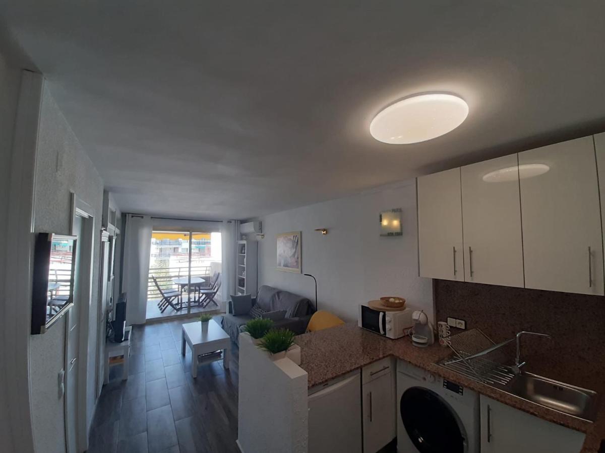 Apartamento En El Centro De ซาลอว์ ภายนอก รูปภาพ